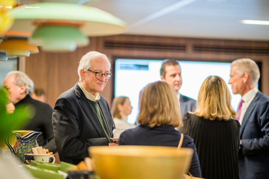 POSITIVE COMPETITION - MEETING