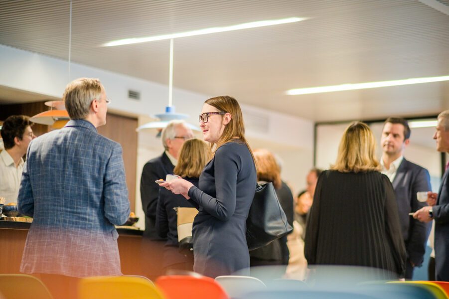 POSITIVE COMPETITION - MEETING