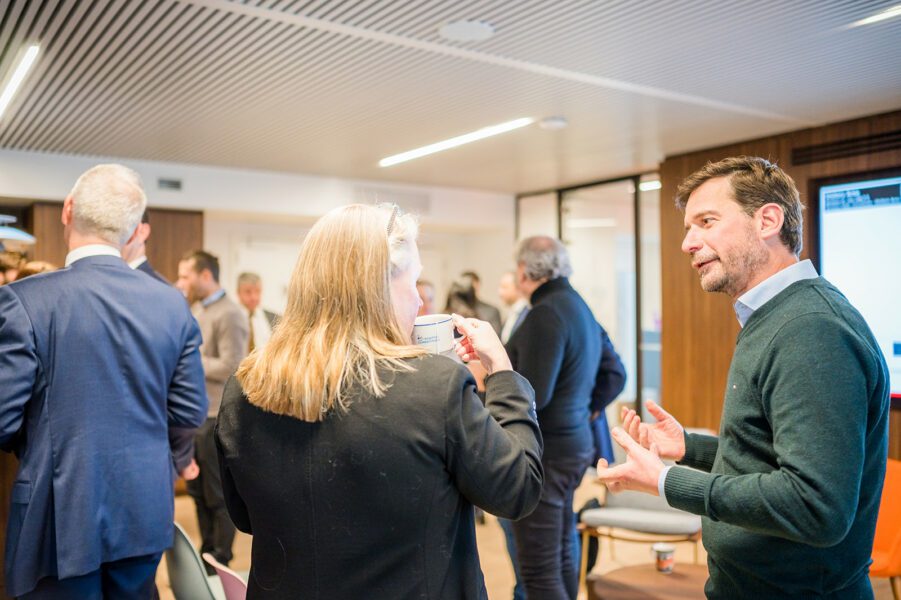 POSITIVE COMPETITION - MEETING