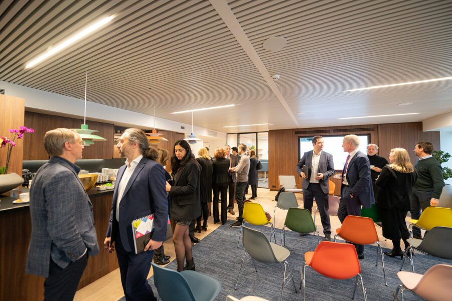 POSITIVE COMPETITION - MEETING