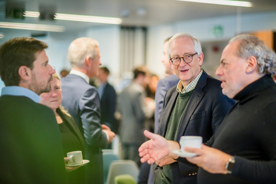 POSITIVE COMPETITION - MEETING