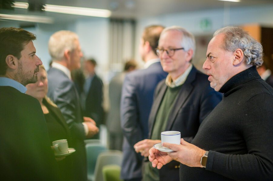 POSITIVE COMPETITION - MEETING