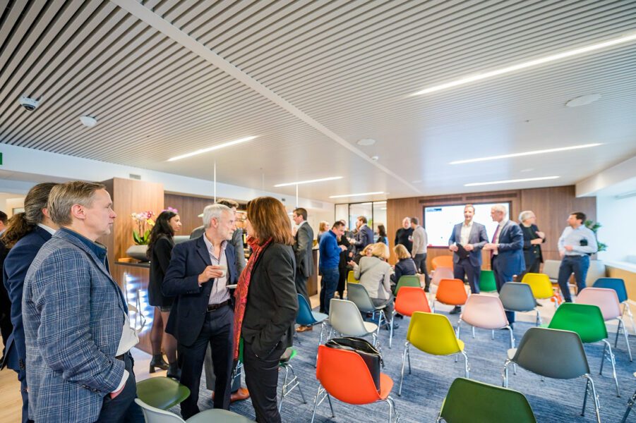 POSITIVE COMPETITION - MEETING