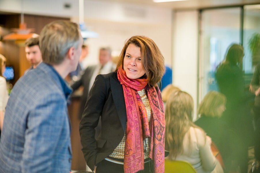 POSITIVE COMPETITION - MEETING