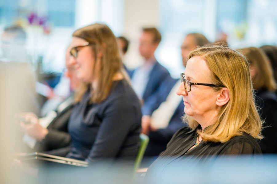 POSITIVE COMPETITION - MEETING