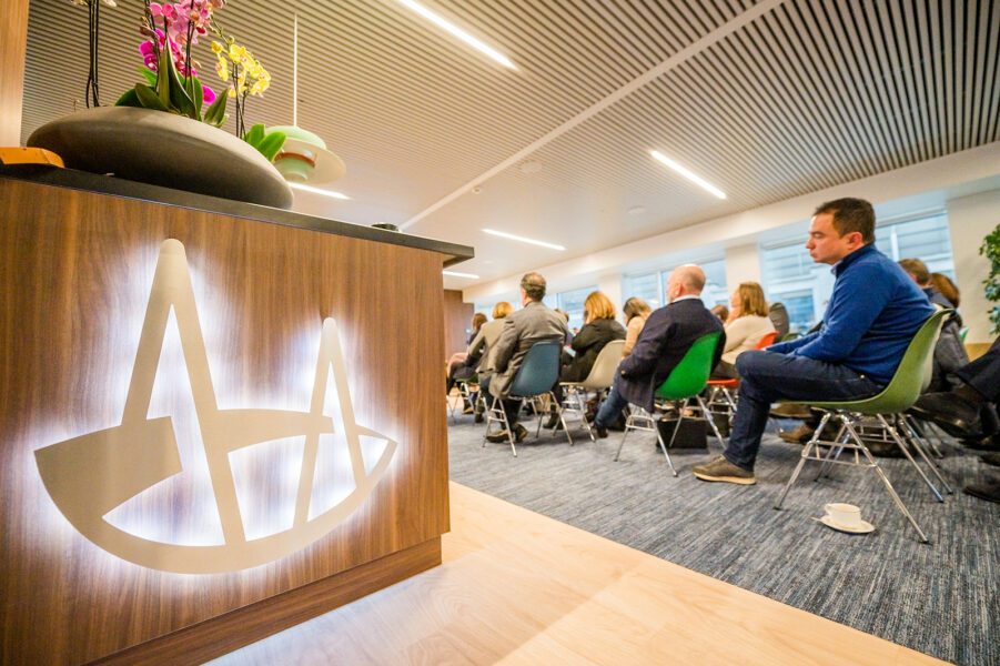 POSITIVE COMPETITION - MEETING