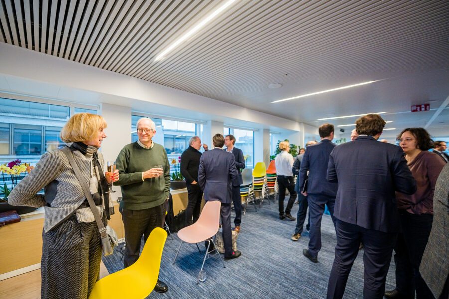 POSITIVE COMPETITION - MEETING