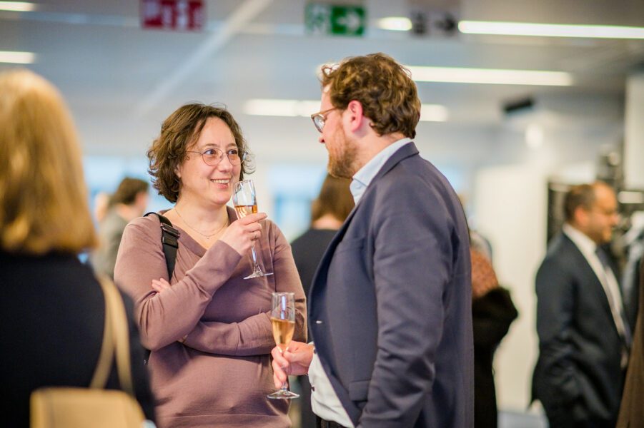 POSITIVE COMPETITION - MEETING