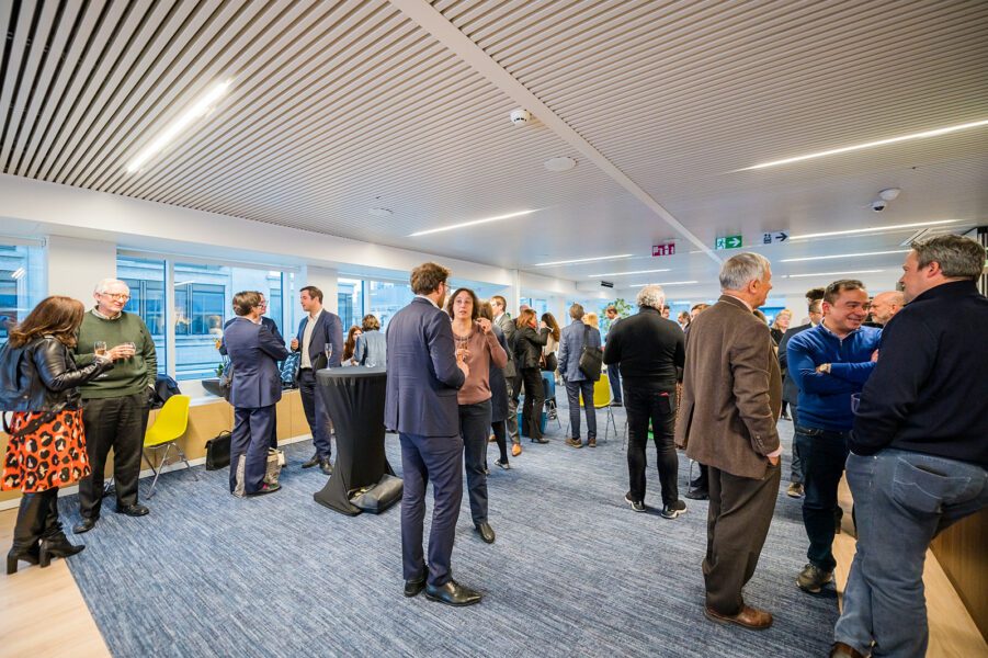 POSITIVE COMPETITION - MEETING