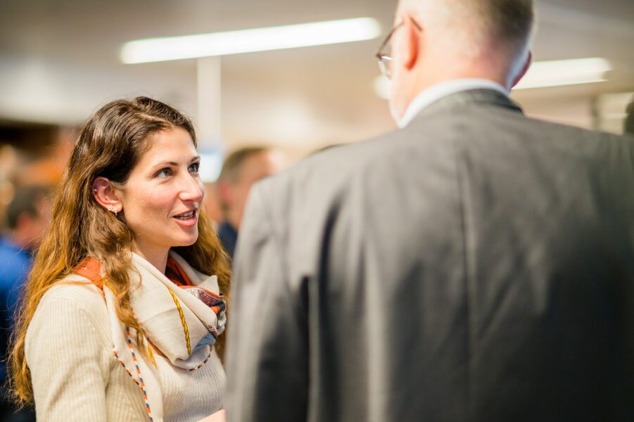 POSITIVE COMPETITION - MEETING