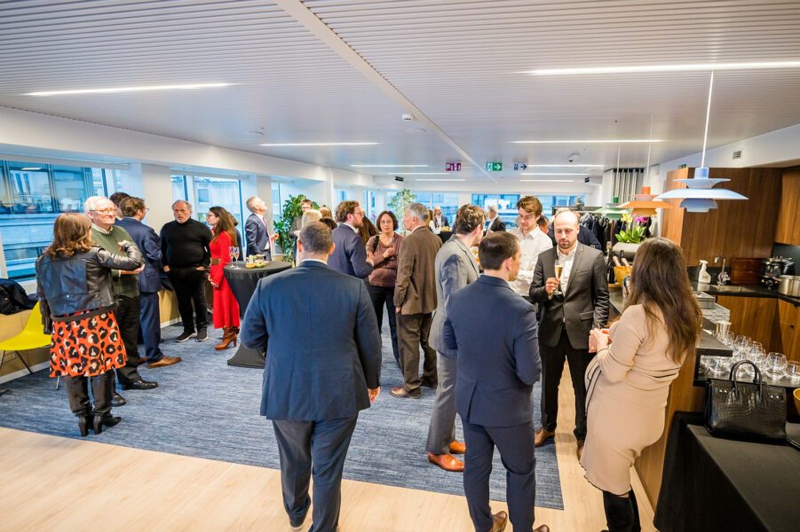 POSITIVE COMPETITION - MEETING